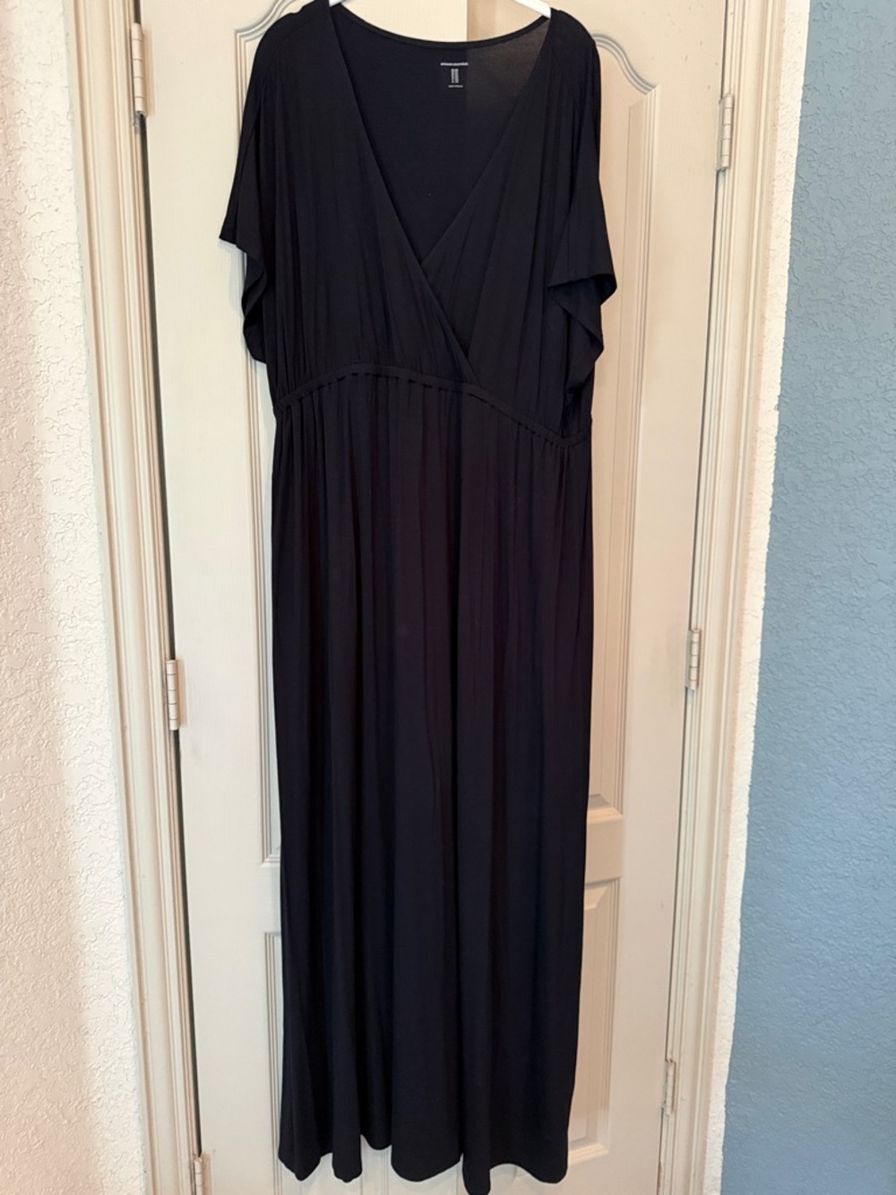 Amazon Essentials Black V-Neck Maxi Dress